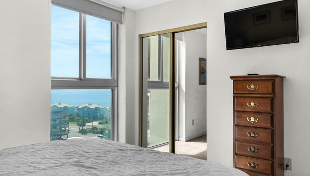 Tristan Towers Unit 8C - Foto 3, Habitación