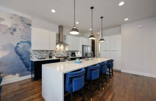 Blue Horizon - Hot Tub - Dual Rooftop Balconies - Foto 15