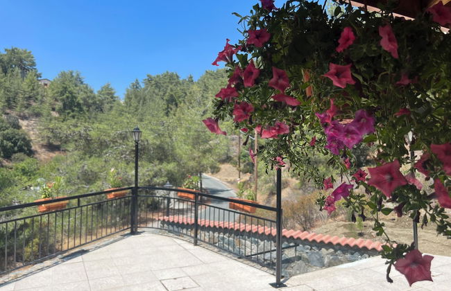 Charming Villa in Pano Platres, Cyprus - Your Home Away From Home - Foto 20