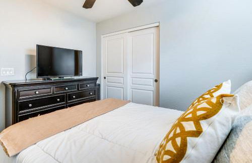 Pool Access! Suburban Home 11 Mi to Dtwn Gilbert - Photo 20