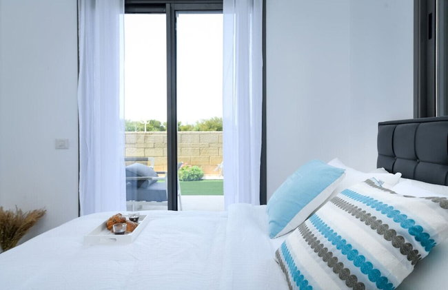 Stylish Coastal Oasis by Sea N' Rent - Foto 16