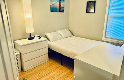 Bright, Stylish & Cozy 2Bed Unit w/Backyard & Grill Close to NYC! - Foto 25