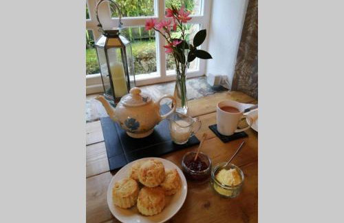 Stunning cosy barn in peaceful rural Cornwall - Photo 9