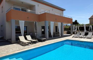 Holiday villa Summer escape on Island Rab - Foto 1