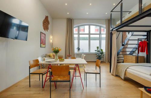 homie stay Balthasar - Foto 1