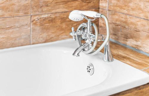 Stylish 4 Bedroom Townhouse - Edgbaston - Near Birmingham City Centre - Sleeps 8 - Parking - 578P - Foto 42