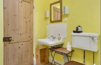 Windsor/Legoland/Ascot charming 3BR home in centre - Photo 22