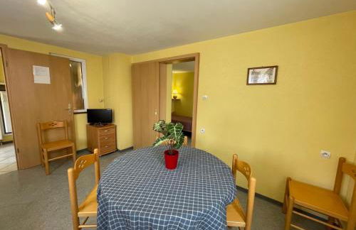 Apartment Résidence jaune et rose-1 by Interhome - Foto 13