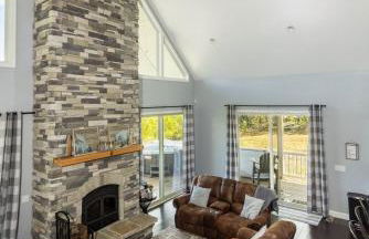 Mountain Top Escape w Hot Tub, Fireplace and Views - Foto 23