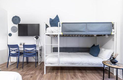 StayEasy Quadronno33 - 3 bedrooms, 2 baths - Duomo walking distance - Foto 9