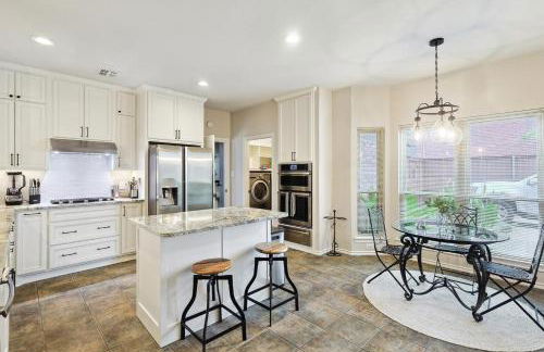 Vista Valley Vacay 5-BD w Pool & Cinema - Foto 11