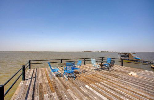 Cedar Creek Lakefront Vacation Rental with Pool - Foto 29