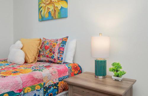 Cozy Retreat with Patio, Big Kitchen and Fishing Nearby - Foto 26