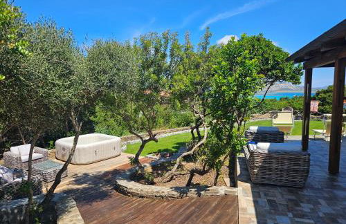 Villa Boat - in front of the Sea - Photo 24