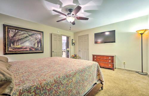 Pisgah Forest Farm Home: Outdoor Pool & Games - Foto 11