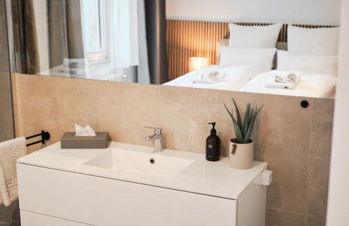 Park Avenue Apartments - Dom mit Stil - Küche - Parkplatz - WLAN - 65 Zoll TV - NETFLIX - Foto 7