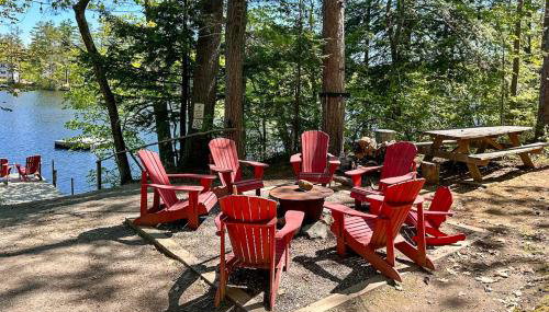 Groups Welcome! Lakefront Gem with Dock in Greenwood - Foto 1