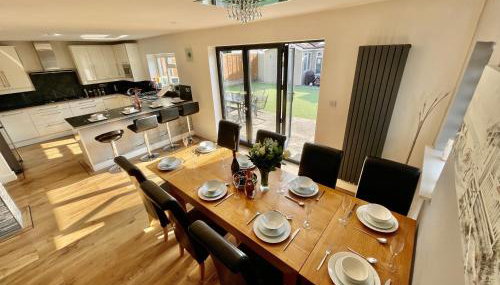 Luxury Pamper Home Hot Tub & Sauna Ladies Retreat - Foto 4