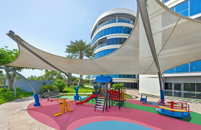 Majestic Arjaan by Rotana - Foto 1
