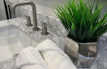 Casa 22 Luxury & Modern 3BD 2BA Home in Skokie - Photo 41