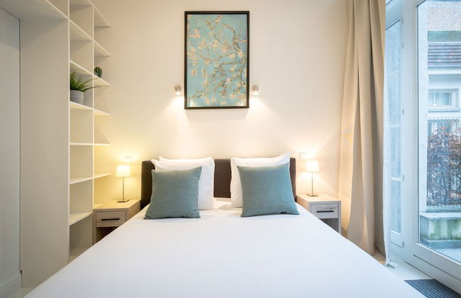 Saint Pauls Suite 1 - Photo 2