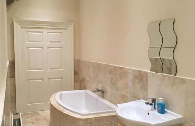 Ellison Hall - Foto 15