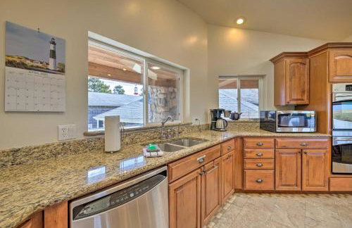 Coastal Oregon Retreat with Grill 11 Mi to Astoria! - Foto 10