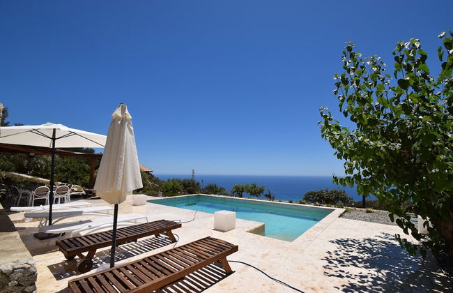 Villa Roccella Ionica with Sea View - Foto 1