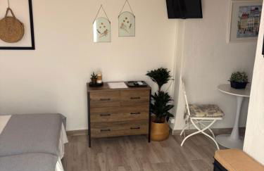 Estudio a 10 minutos del Puerto Banus - Photo 3