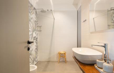 Villa Lucilla by Villas Guide - Photo 44