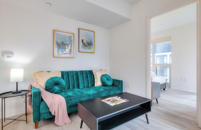 Panorama Suites Downtown Toronto - Photo 23