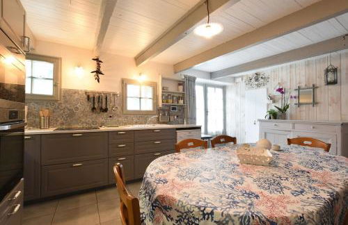 Maison de pays coeur de village - Foto 10