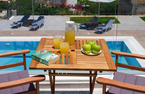 Olive and Sea Villas - Photo 5