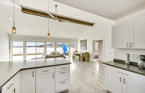 Lakefront Home with Boat Dock in Benton Harbor! - Foto 10