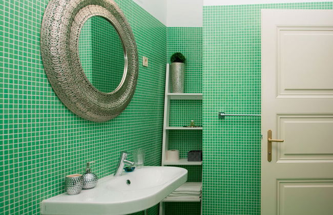 VIP Apartment - Photo 22