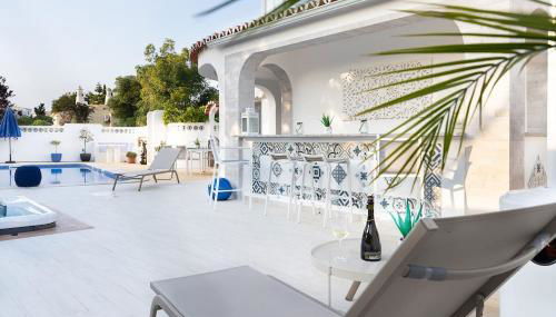 66 ADM Clara - Beautifully Renovated Villa - Photo 4