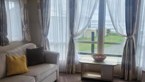 Beachside Lodge - Sleeps 6 - Pets ok - Plus Parking - Foto 4