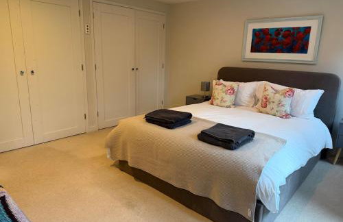 The Lookout - Unique Architectural Modern Home - Foto 6