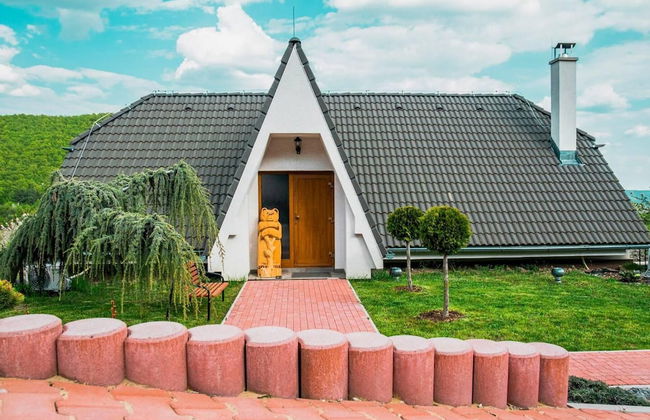 Captivating 3-bedrooms Cottage in the Hills - Foto 40