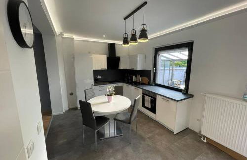 Schönes Reihenhaus mit Garten - Foto 11