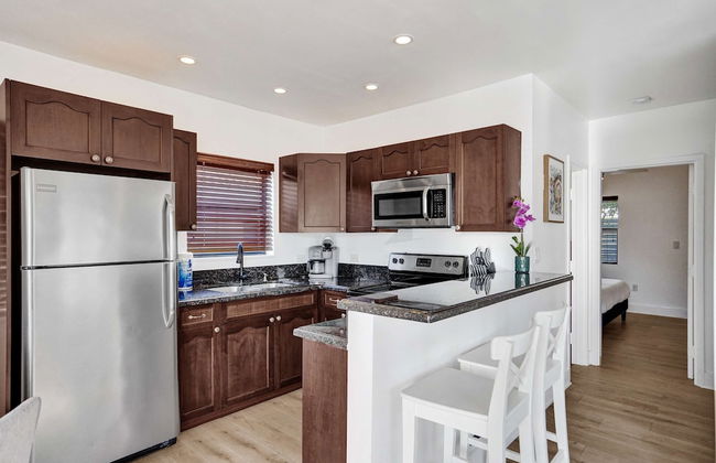 New Waves on Walnut 1 - Photo 17