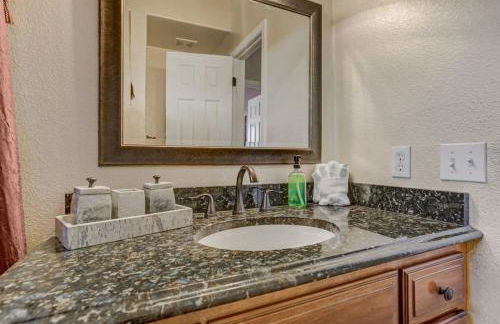 Mountainside View Firepit & Hot Tub - Foto 42