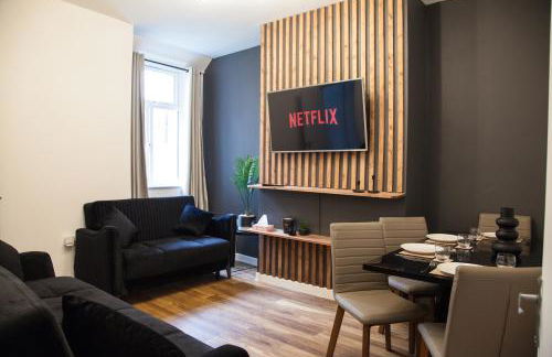 Entire Modern Home in Manchester and Near Peak District - Foto 15