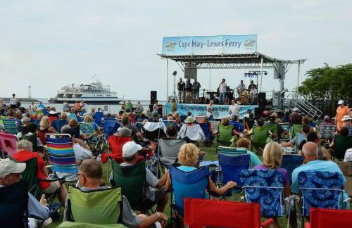 A Shore Thing - Spacious House w Large Deck, BBQ, Linens & Pet Friendly - Foto 25