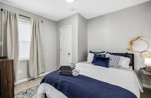 Spacious 3 Bedroom - Sleeps 8 - Central Location - Foto 6