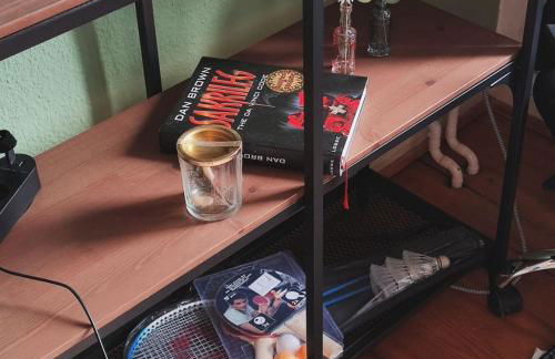 Stylish 2-room Apartment with Balcony Next to East Side Gallery - Foto 35