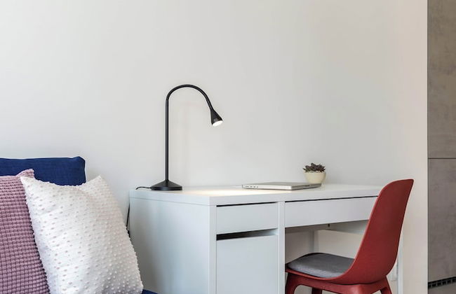 Fully equipped apartments with Terraces, Free garage parking, Netflix & AC - by Apartmány Šlapanice cz - Foto 38