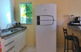 We offer a crib, bed and bath linens - Foto 18