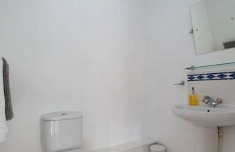 City centre 4 Bed house FREE parking walk to town - Foto 9