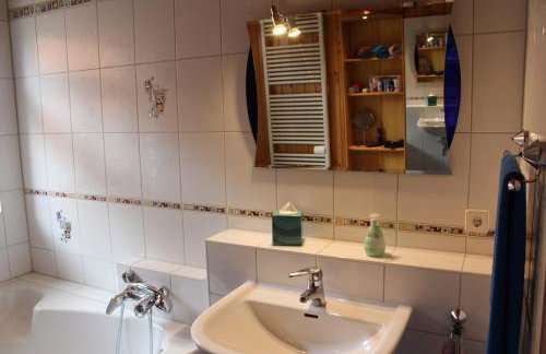 Große Ferienwohnung in altem Gutshaus - Foto 12